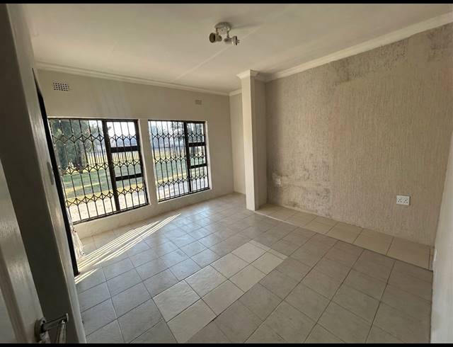 1 BEDROOM FLAT RENTED IN BEDWORTH PARK